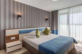 Отель Splendid Conference & Spa Hotel – Adults Only Мамая Двухместный номер с 1 кроватью, вид на озеро-3